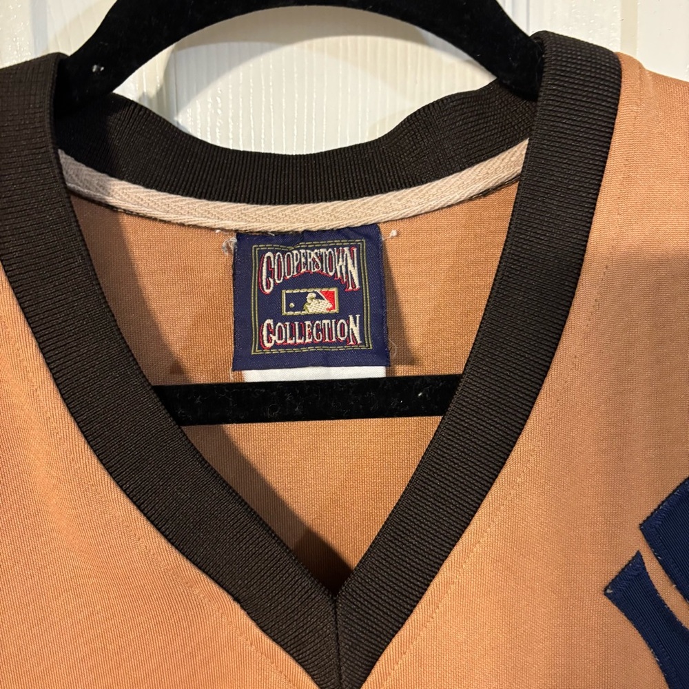 Majestic Cooperstown Men’s Tan Baseball Jersey with Team Logos Retro, Size XL - Picture 2 of 8
